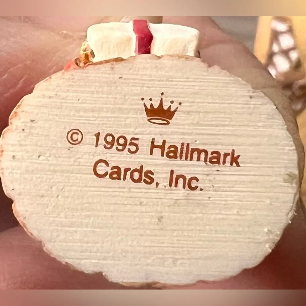 Hallmark 1995 A Moustershire Christmas 4‎ piece Mini Ornament special edition